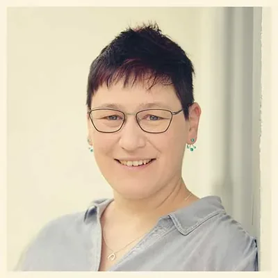 Maren Erk, Büro und Verwaltung